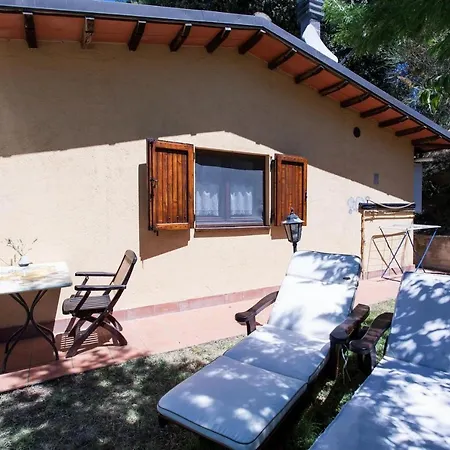Podere Caldaruccio La Pineta - Bungalow בית נופש *